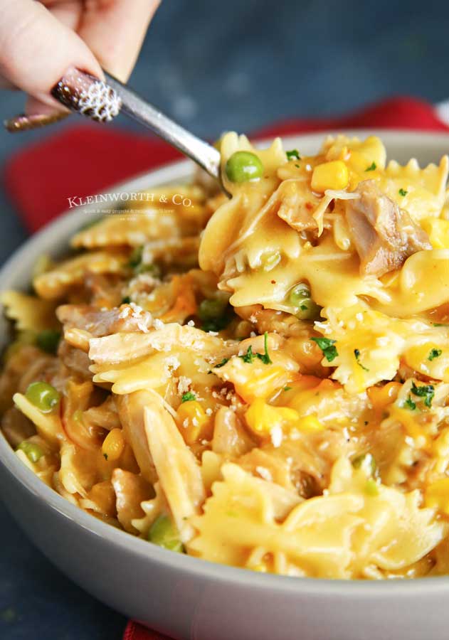 15 minute dinner - Instant Pot Chicken Noodle Casserole