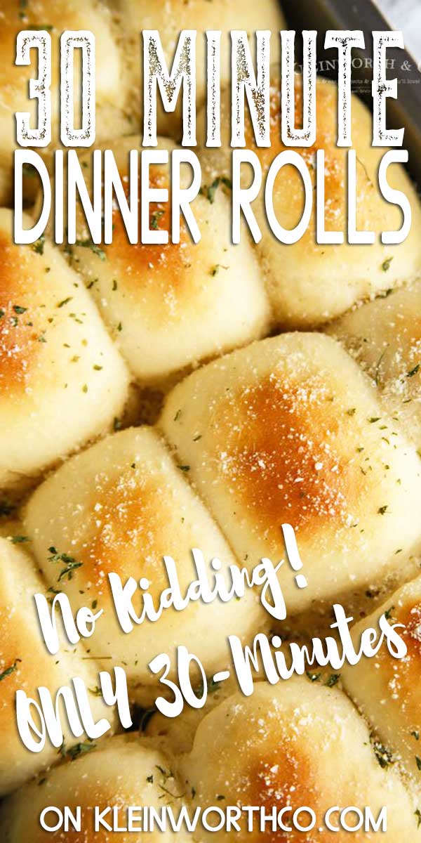 30-Minute Garlic Parmesan Dinner Rolls