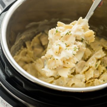 Instant Pot Chicken Alfredo Pasta