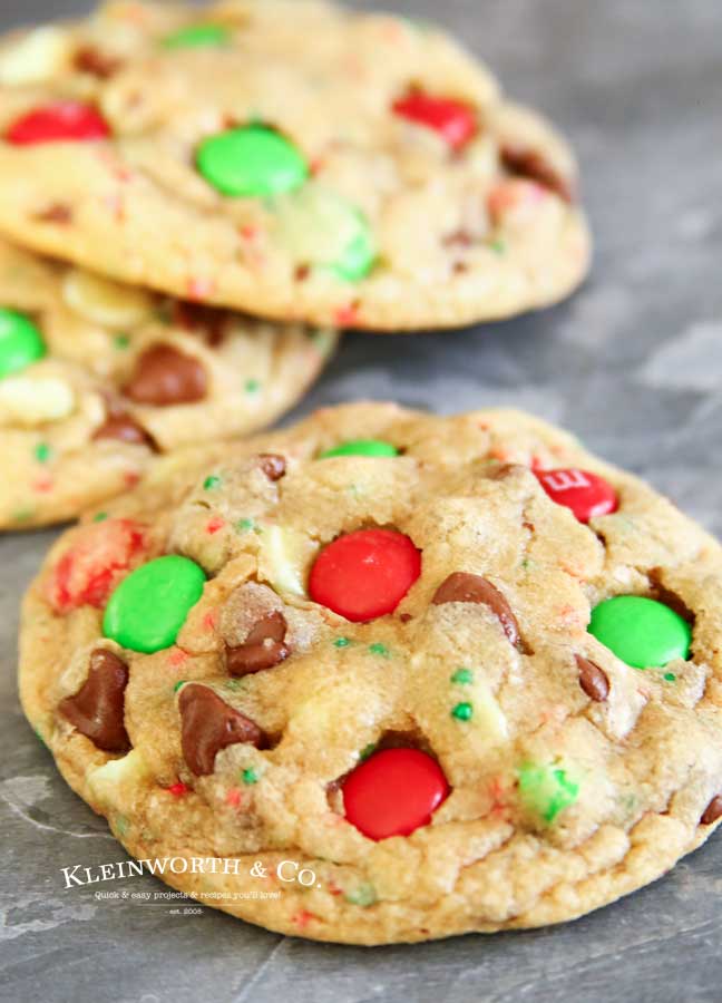 Holiday - Christmas M&M Sprinkle Cookies