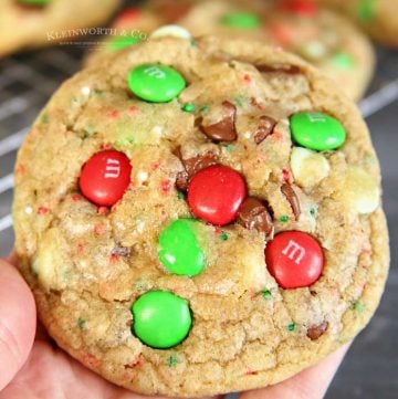 How to make Christmas M&M Sprinkle Cookies