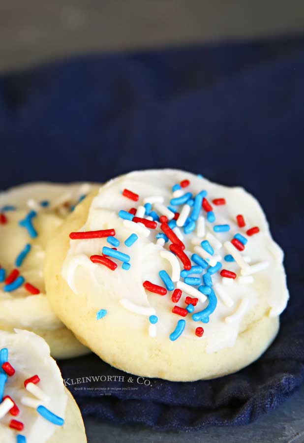 How to make 4th of July - Lofthouse Sugar Cookies - Copycat Recipe