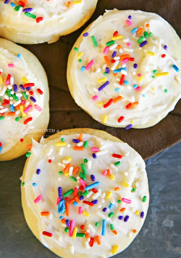 Birthday - Celebrate - Lofthouse Sugar Cookies - Copycat Recipe