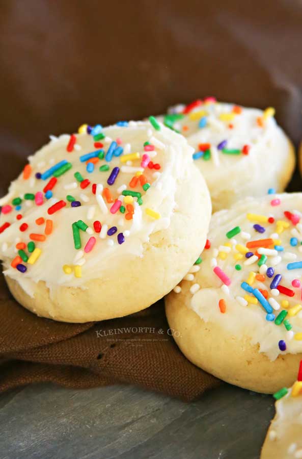 How to make Birthday - Lofthouse Sugar Cookies - Copycat Recipe