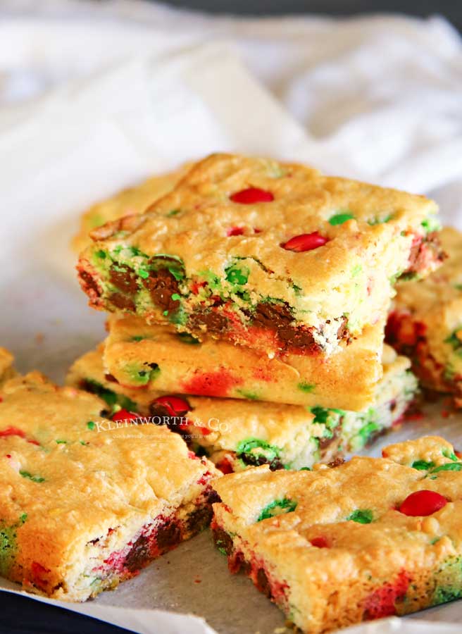 M&M Christmas Cookie Bars recipe