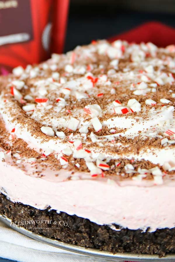 Christmas Dessert - No-Bake Peppermint Cheesecake