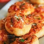 Cheesy Pepperoni Pizza Pinwheels recipe