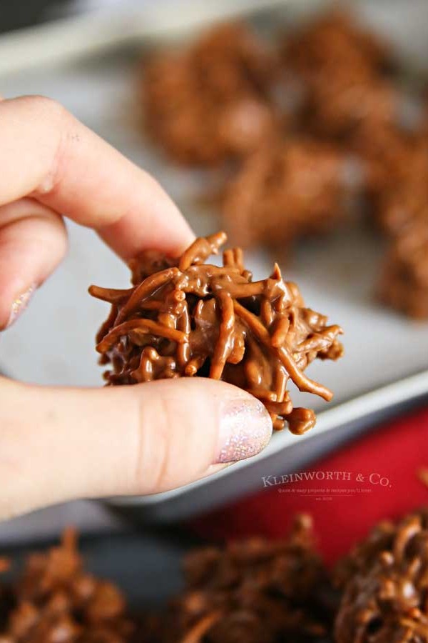 how to make No-Bake Chocolate Haystacks