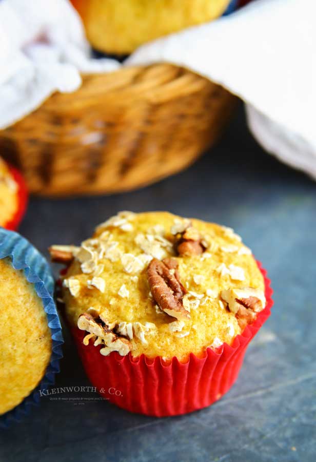 easy recipe - 3-Ingredient Banana Muffins