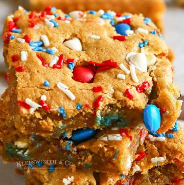 Holiday treats - Patriotic M&M's Cookie Bars