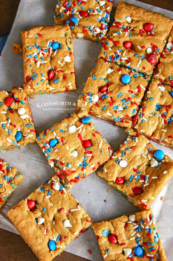 How to make Patriotic M&M's Cookie Bars