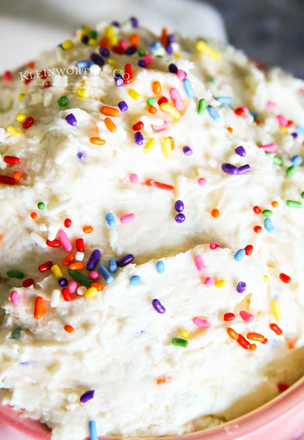 5 minute recipe Funfetti Cake Batter Dip