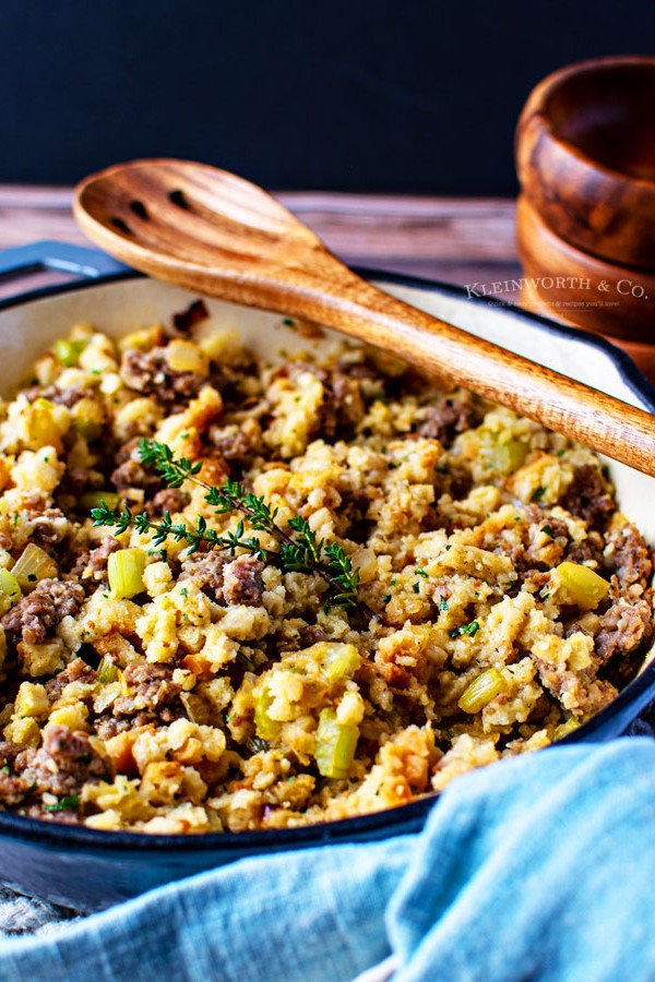 Easy Stuffing with Sausage