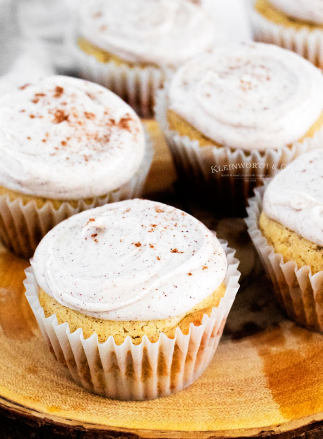 How to make Cinnamon Vanilla Bean Cupcakes