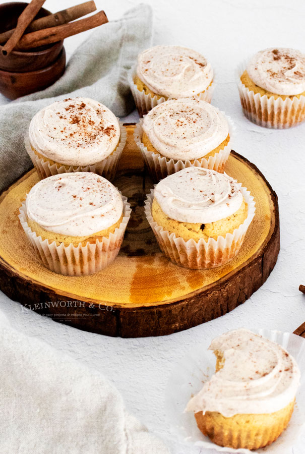 Vanilla Bean Cupcakes