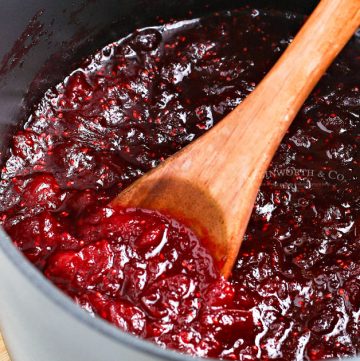 Pureed cranberry sauce