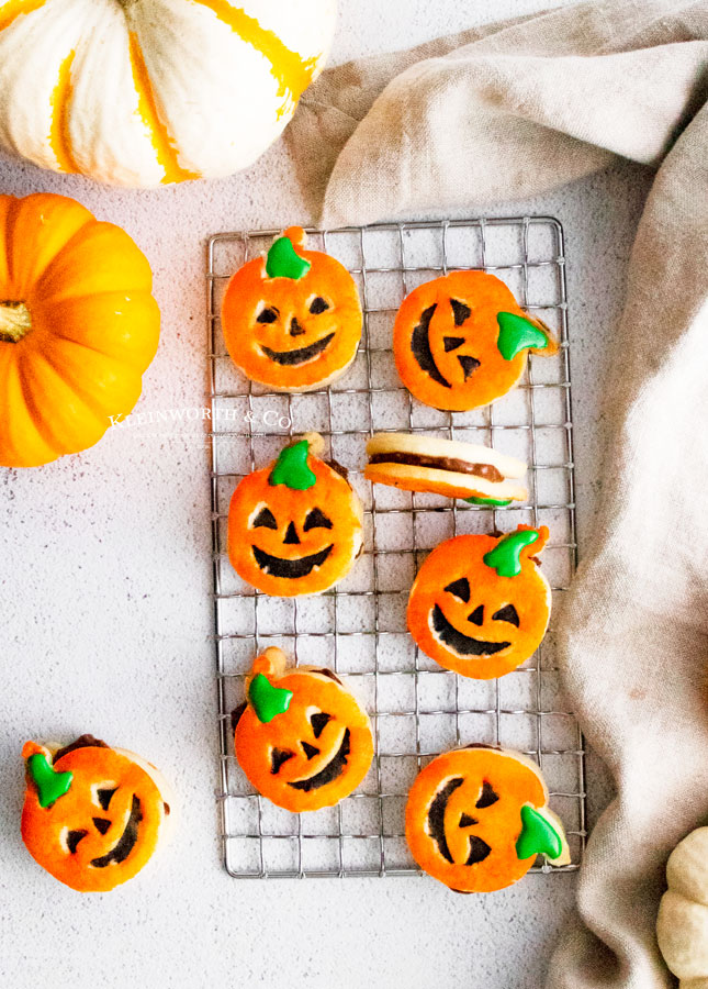 Recipe for Pumpkin Shortbread Cookies