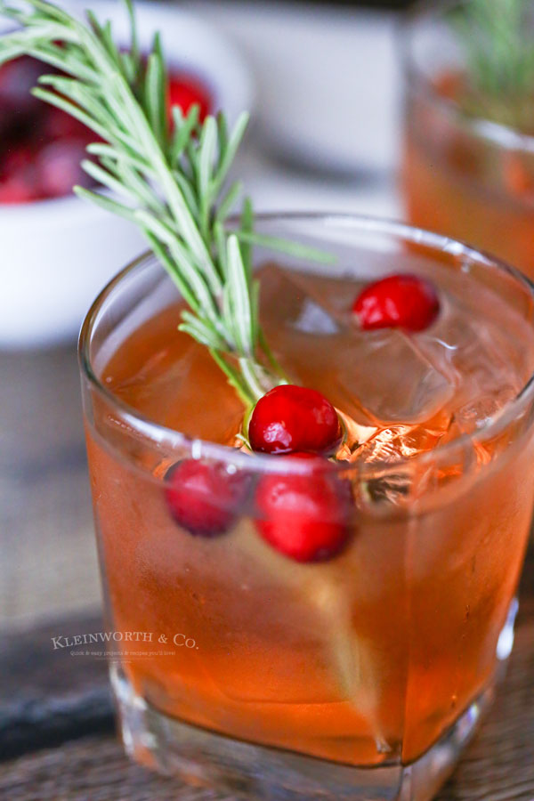 holiday drink Apple Cranberry