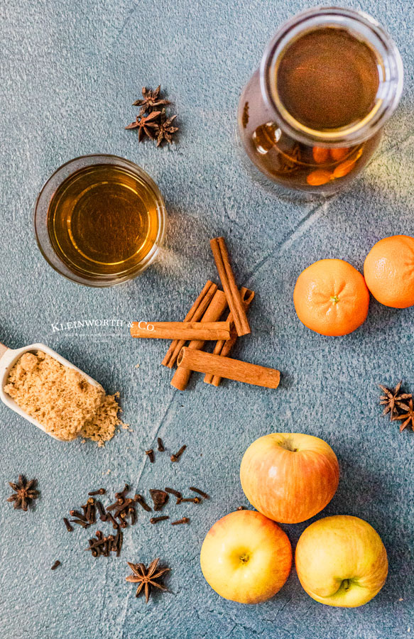 ingredients for Bourbon Apple Cider