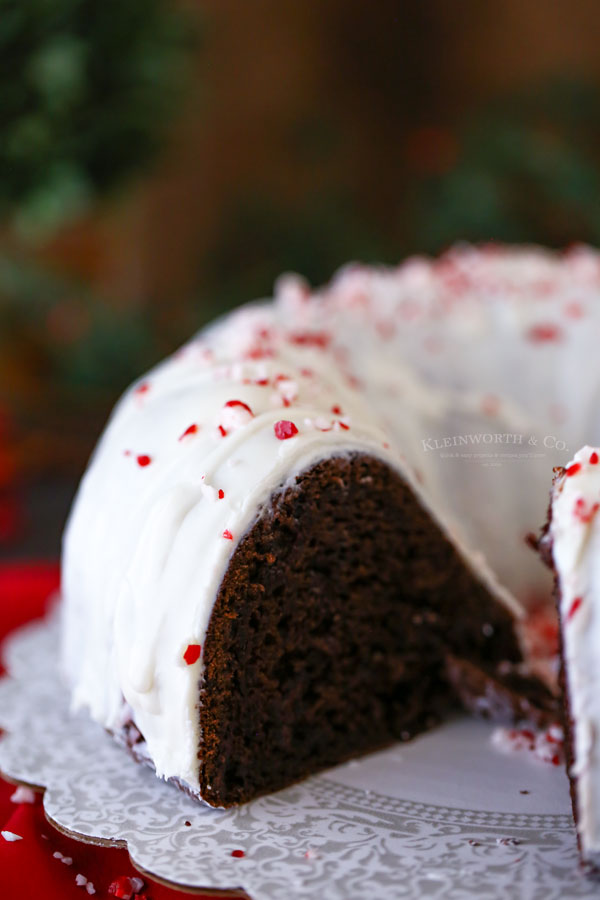 Easy Holiday Cake Recipe