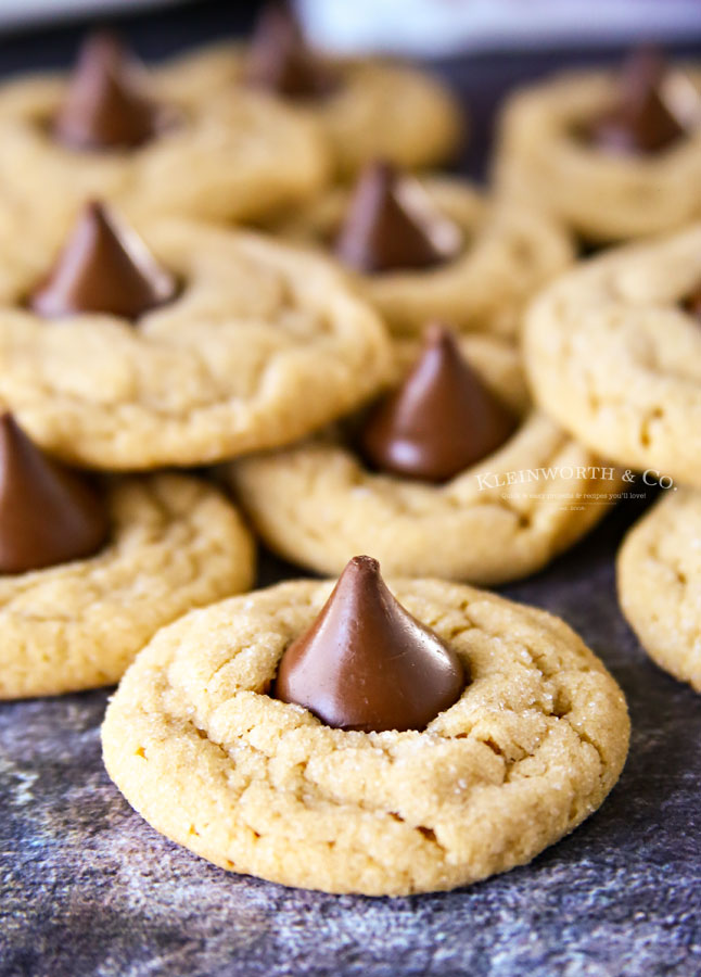 classic peanut butter christmas cookies