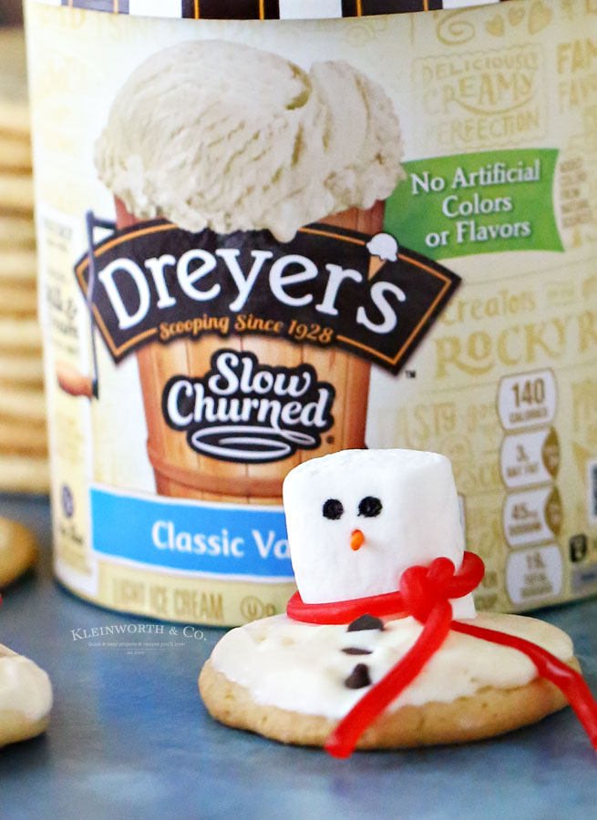 Holiday Snowman Cookies with Ice Cream