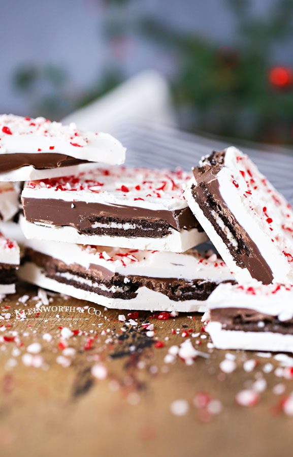 how to make Oreo Peppermint Bark