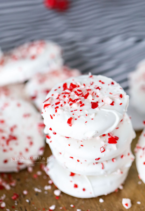 holiday cookies - peppermint bark