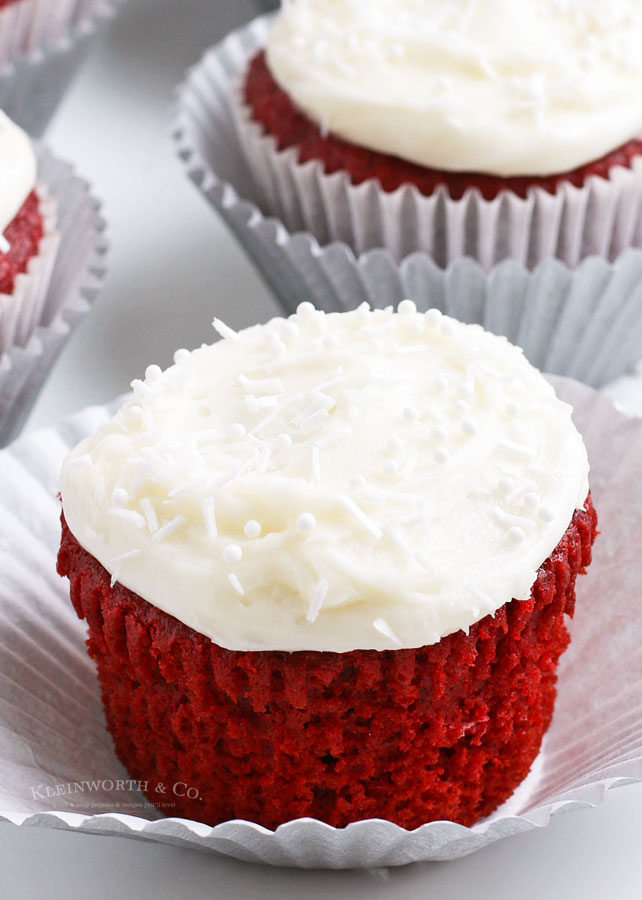 moist red velvet cupcakes