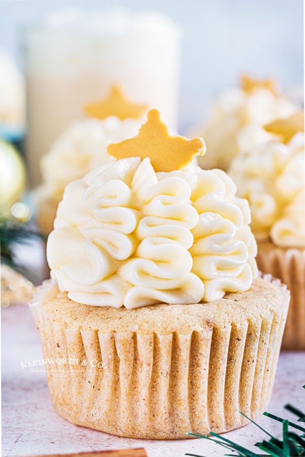 Christmas Eggnog Cupcakes