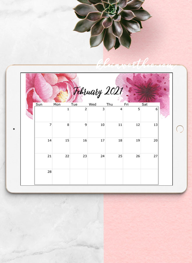 floral calendar on tablet 2021