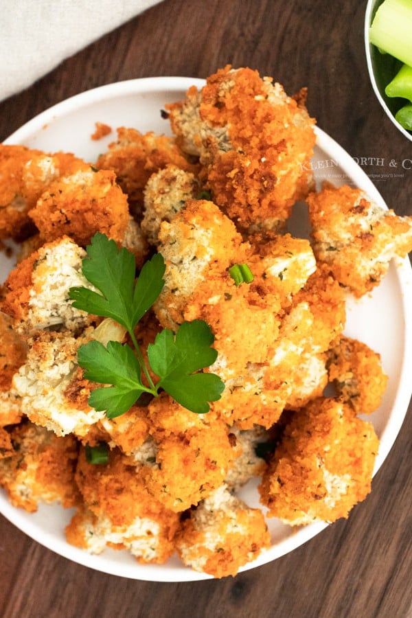 Vegetarian Buffalo Cauliflower Bites