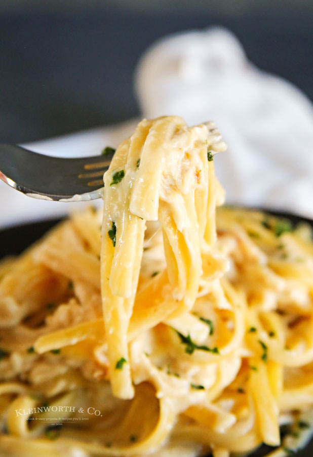 Instant Pot Chicken Alfredo