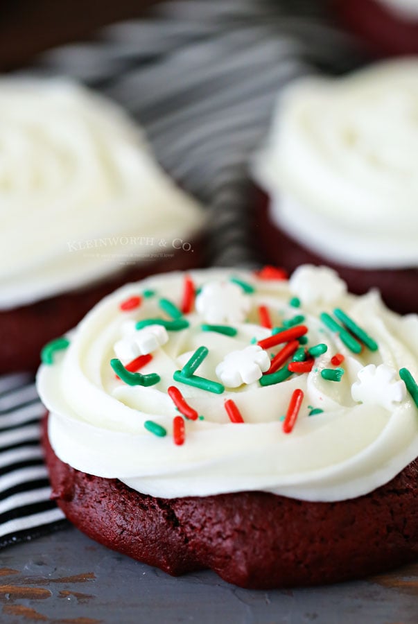 Christmas Red Velvet Cookies