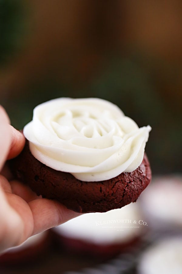 red velvet cookies recipe