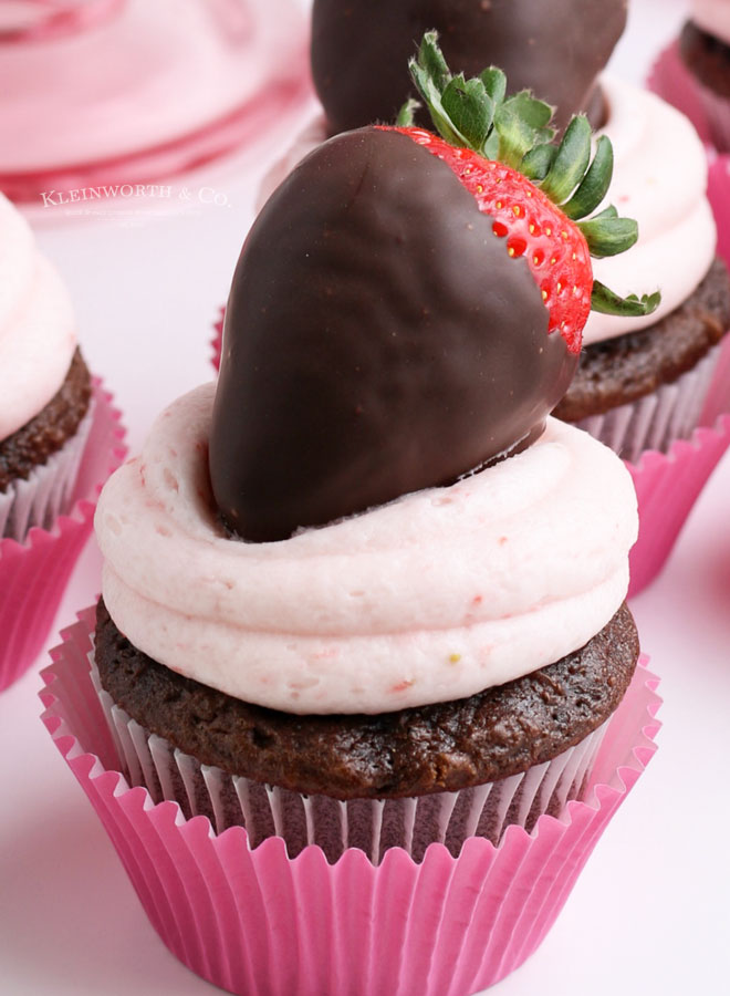 Cupcake with chocolate covered strawberries