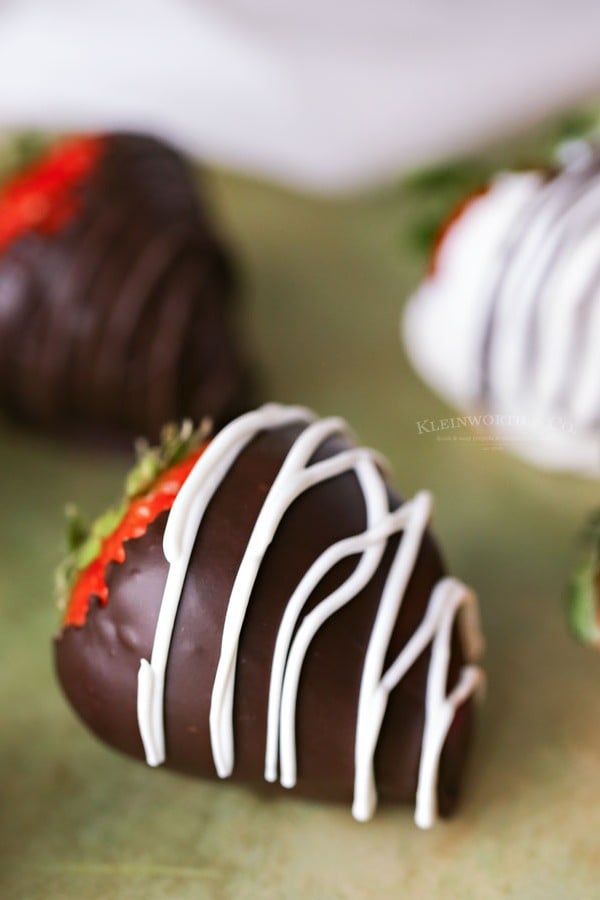 Best Chocolate Covered Strawberries