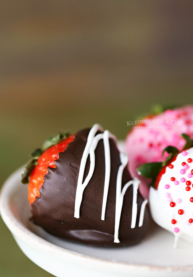 Mother's Day Chocolate Strawberries