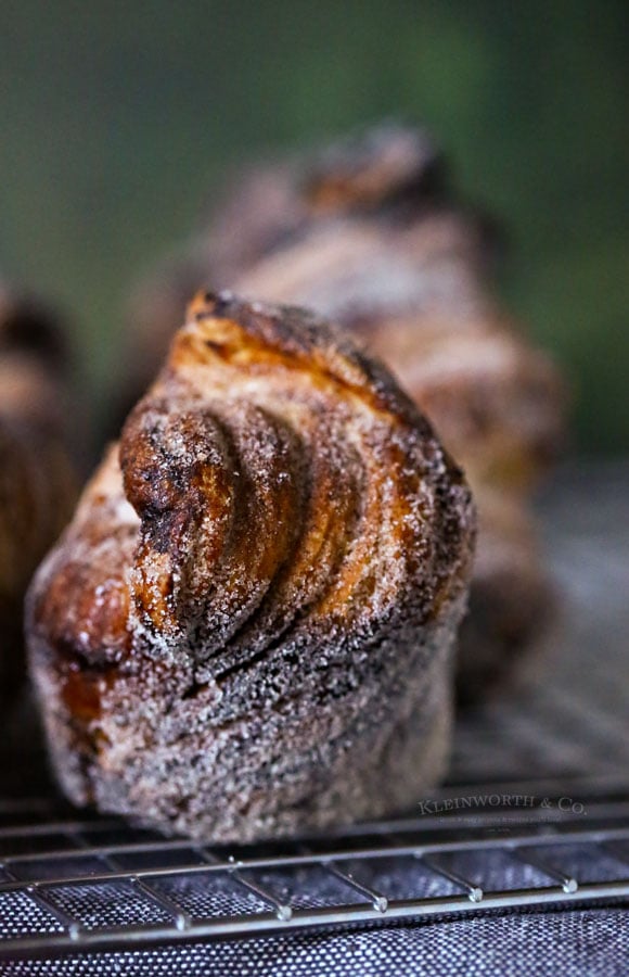 Cinnamon Sugar Cruffins