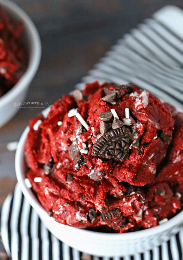 Red Velvet Oreo