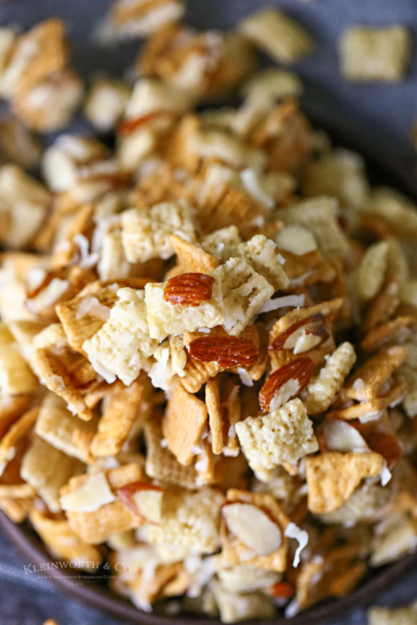 Sweet and Salty Snack Mix Recipe - Make it this fall! - Jersey