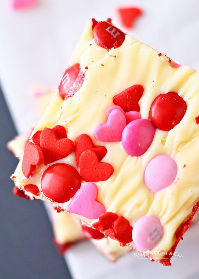 valentine brownies with frosting