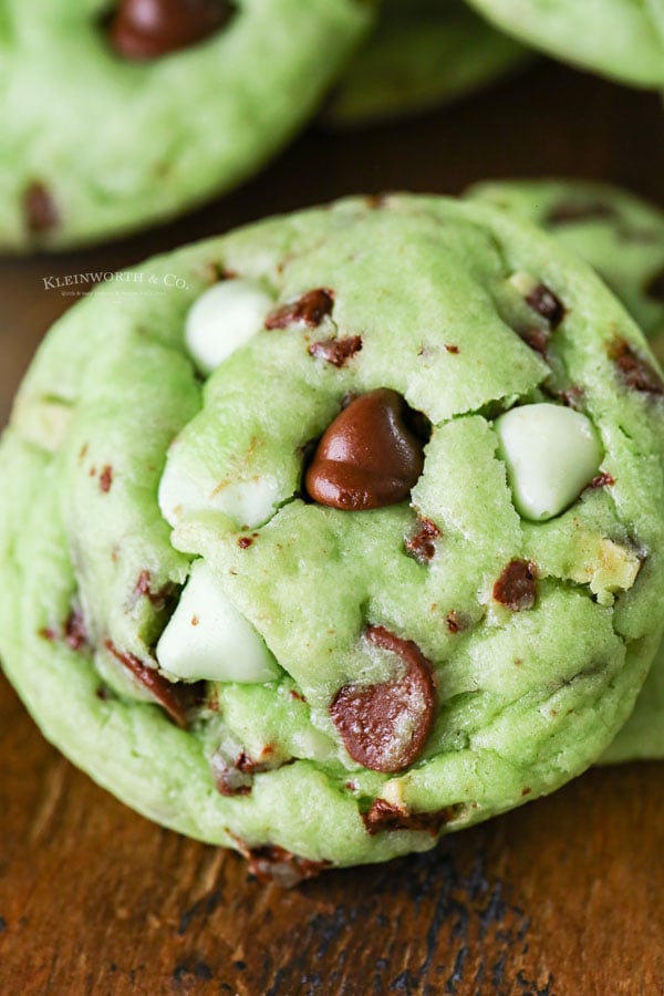 soft and chewy mint cookies