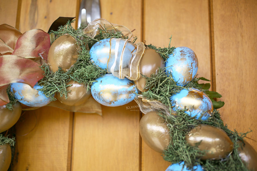 easter wreath using eggs