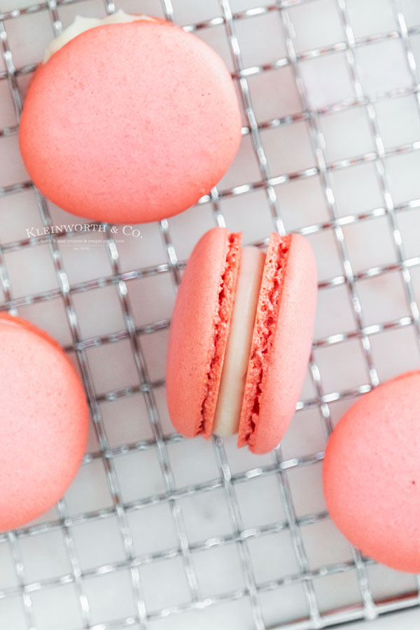 pink Macarons