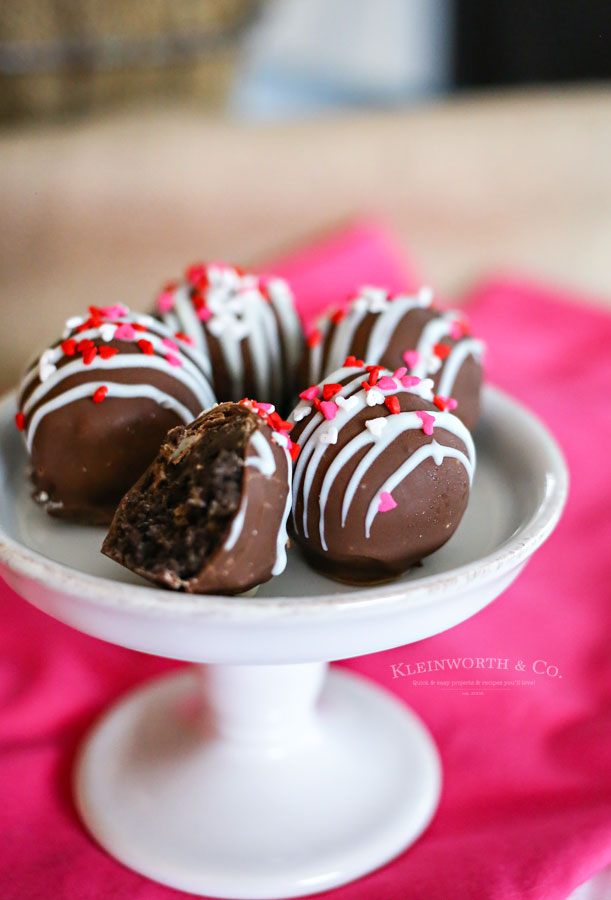 chocolate Valentine Oreo Truffles