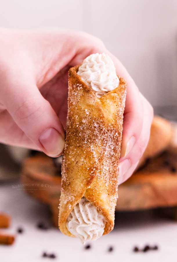 homemade cannoli cinnamon