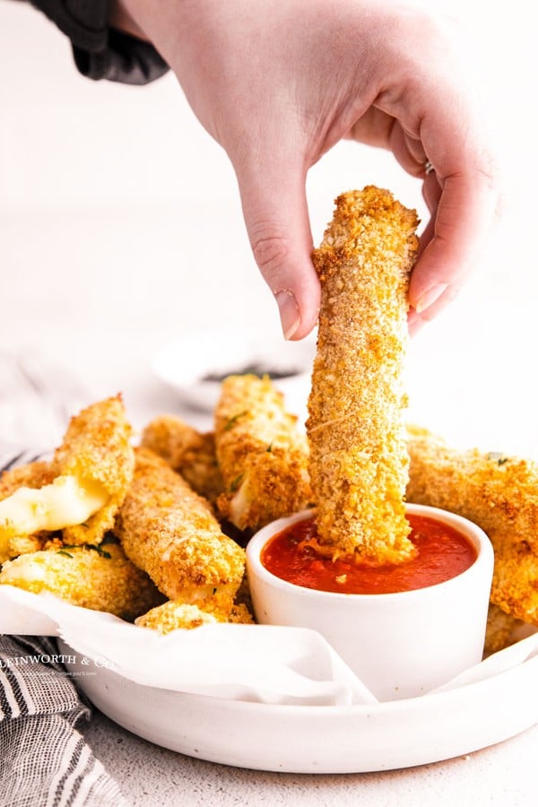 snack Air Fryer Mozzarella Sticks