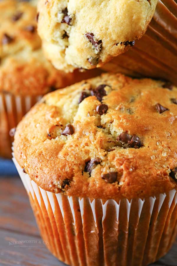 breakfast chocolate chip muffins