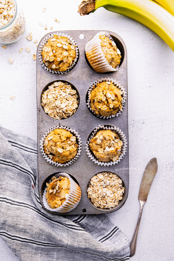 homemade banana muffins